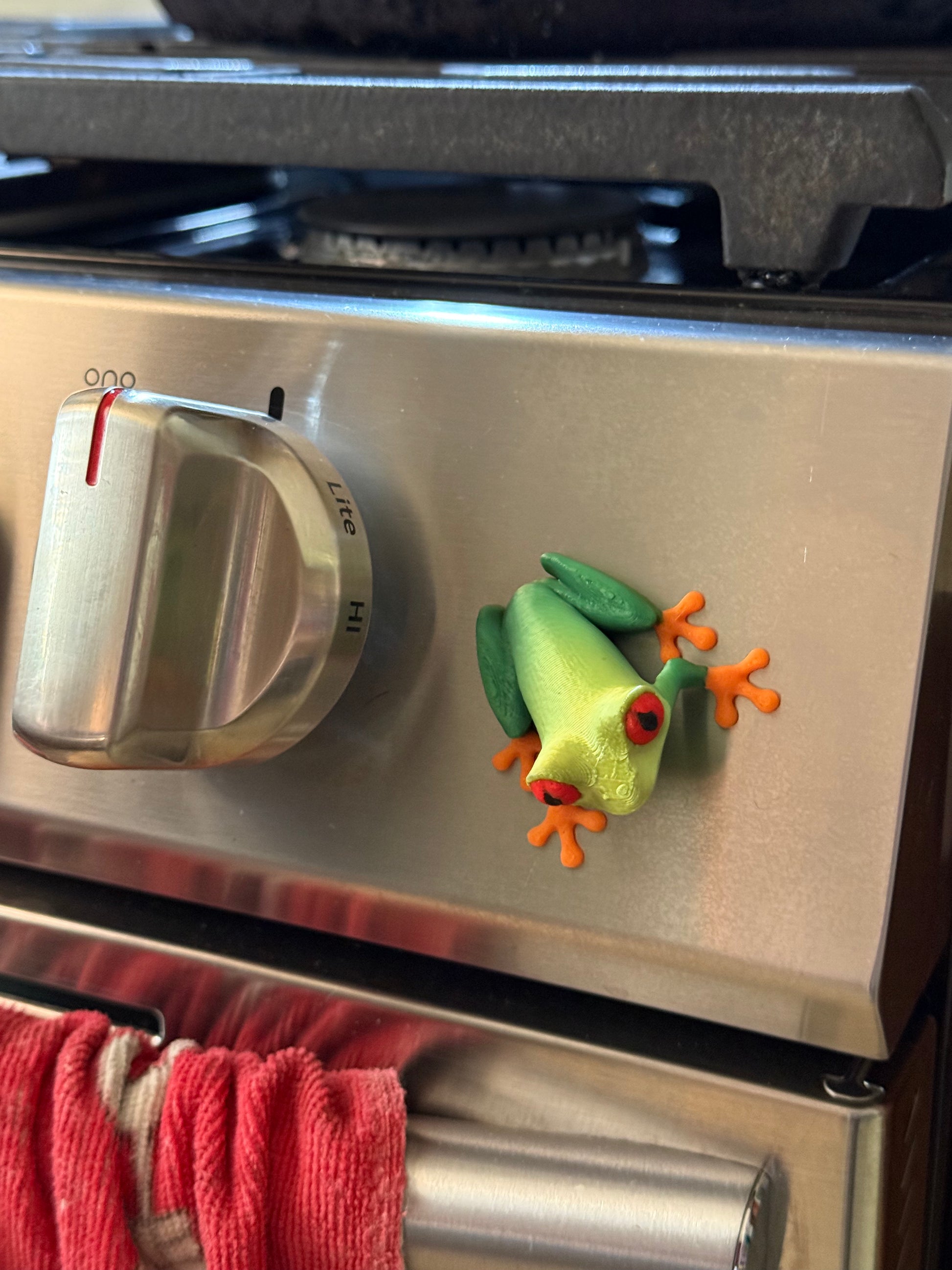 Magnetic Tree Frog